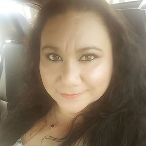 Meet your Posher, Roxana